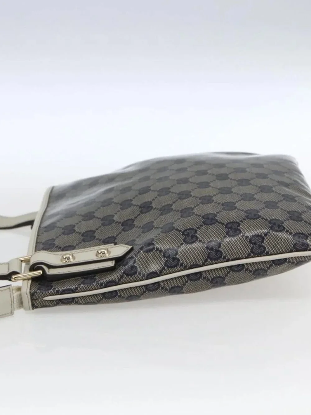 GUCCI GG Crystal Shoulder Bag Coated Canvas Navy Gold 257246 Auth 173553V - Picture 6 of 16